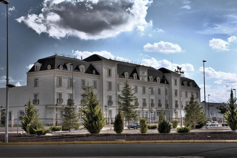 Hotel Santa Isabel 阿尔巴塞特 外观 照片