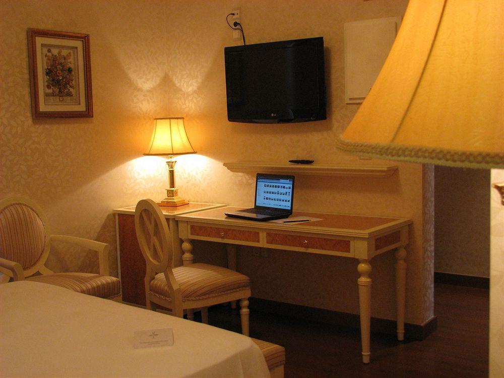 Hotel Santa Isabel 阿尔巴塞特 外观 照片